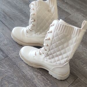 Quilted Cream Lace-Up Boots